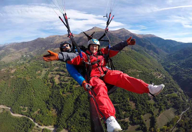 Curso de iniciación al Parapente en Castejón de Sos | enBenas.com